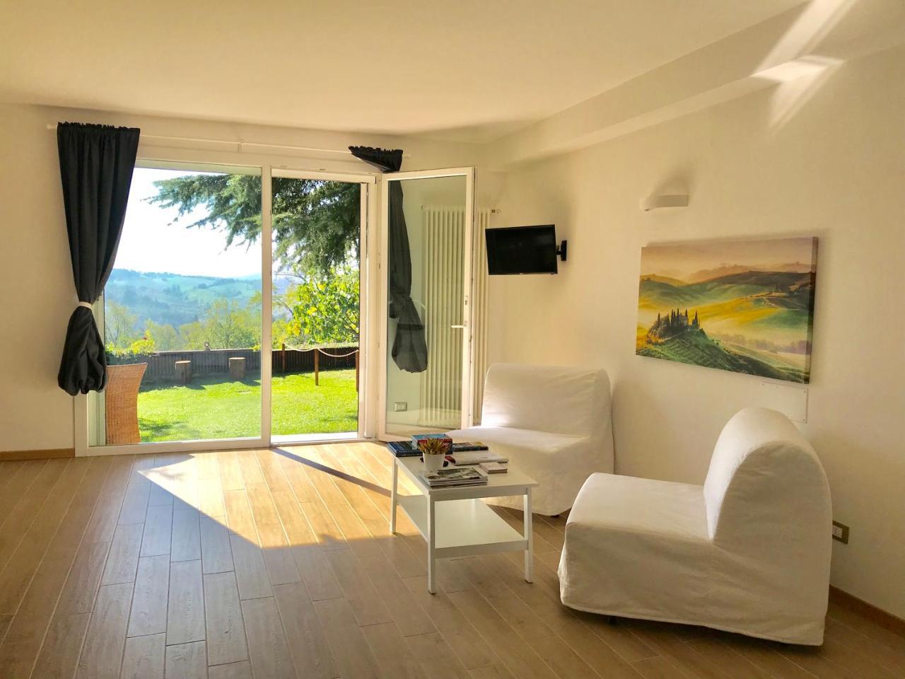 B&B Chalet I Colli カザレッキオ・ディ・レーノ エクステリア 写真